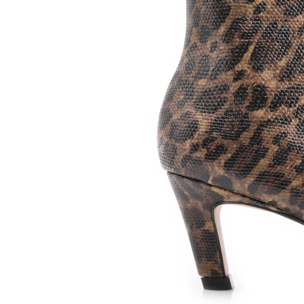 Bota Cano Médio Salto Médio Alt Animal Print Onça - imagem 8