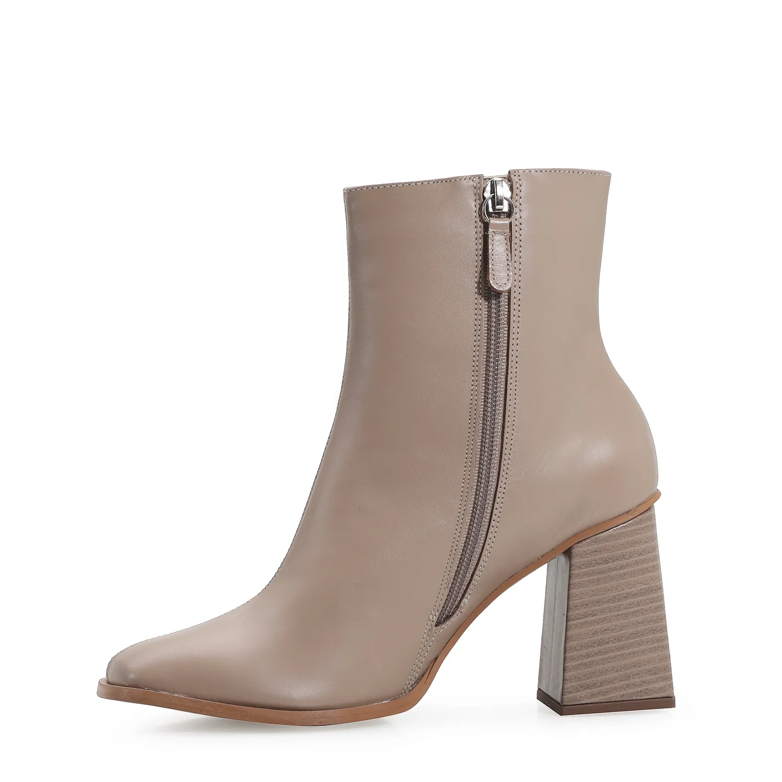 Bota Couro Bege