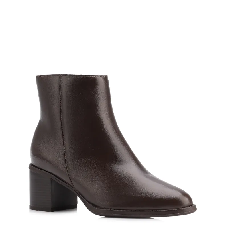 Bota Couro Marrom Escuro