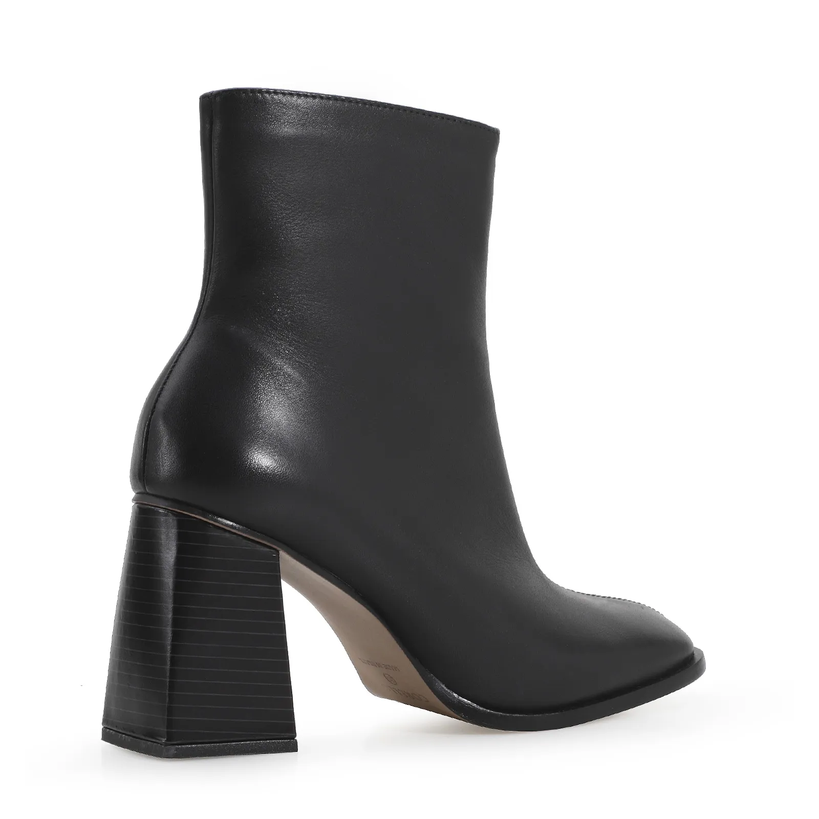  Bota Couro Preto