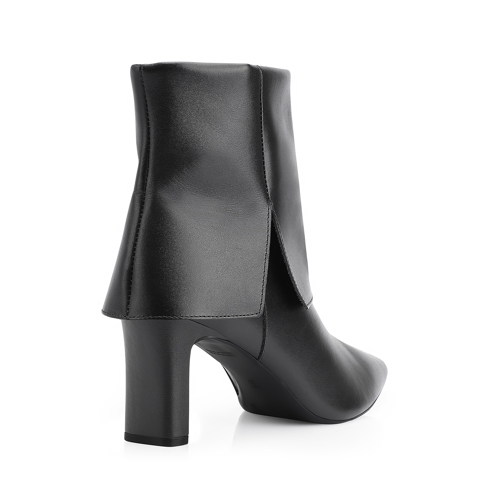Bota Couro Preto Capa