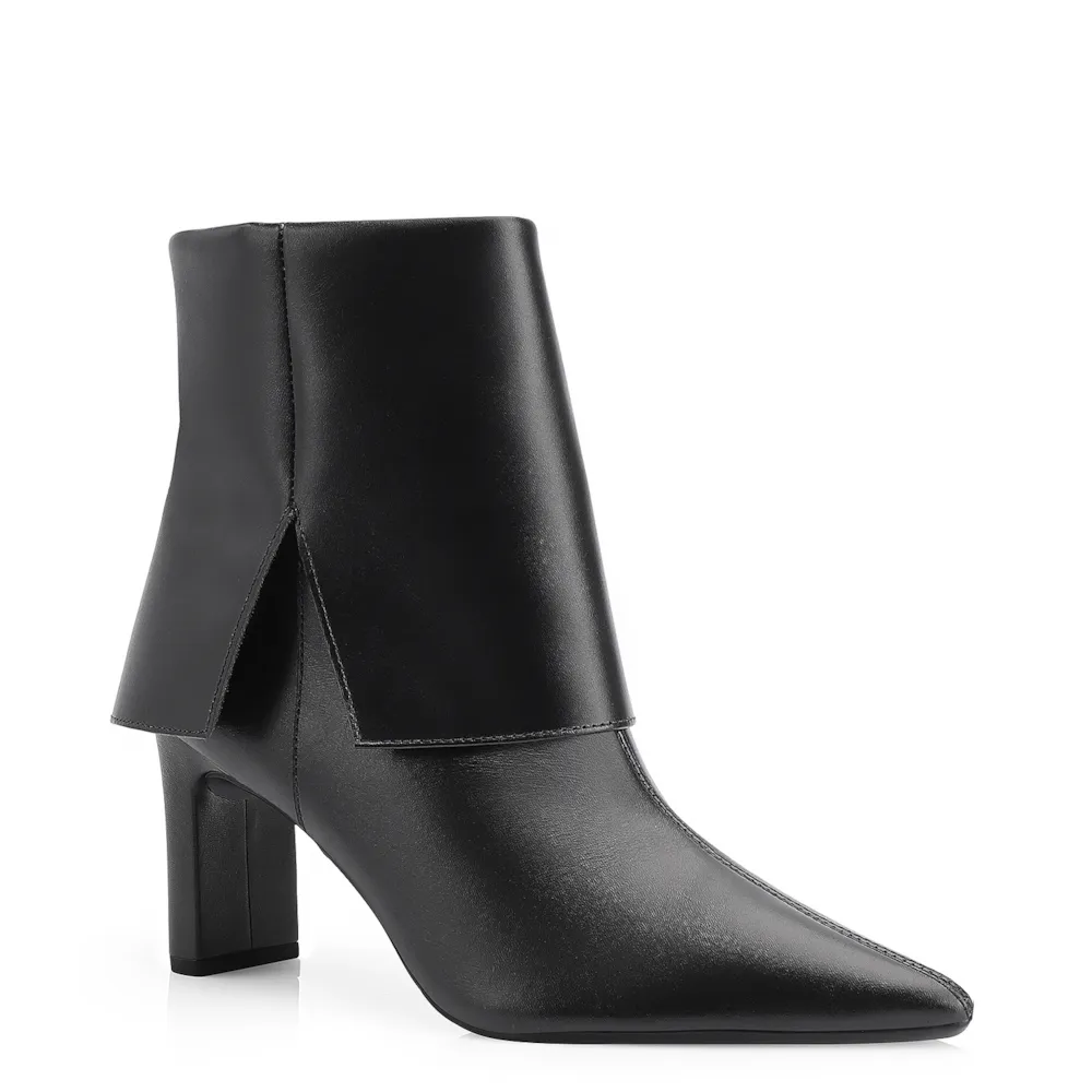 Bota Couro Preto Capa