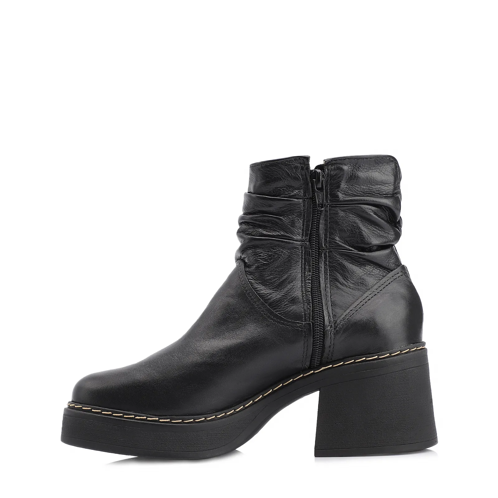 Bota Drapeada Couro Preto