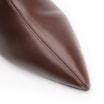 Bota Marrom Cano Alto Salto Alto Couro Pingente Dourado - imagem 7