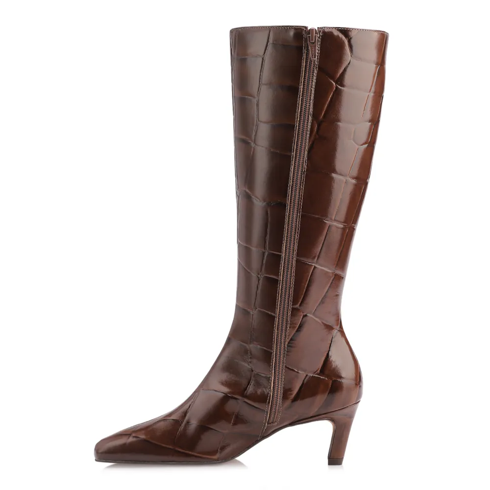 Bota Marrom Cano Alto Salto Baixo Couro Maxi Croco - imagem 5