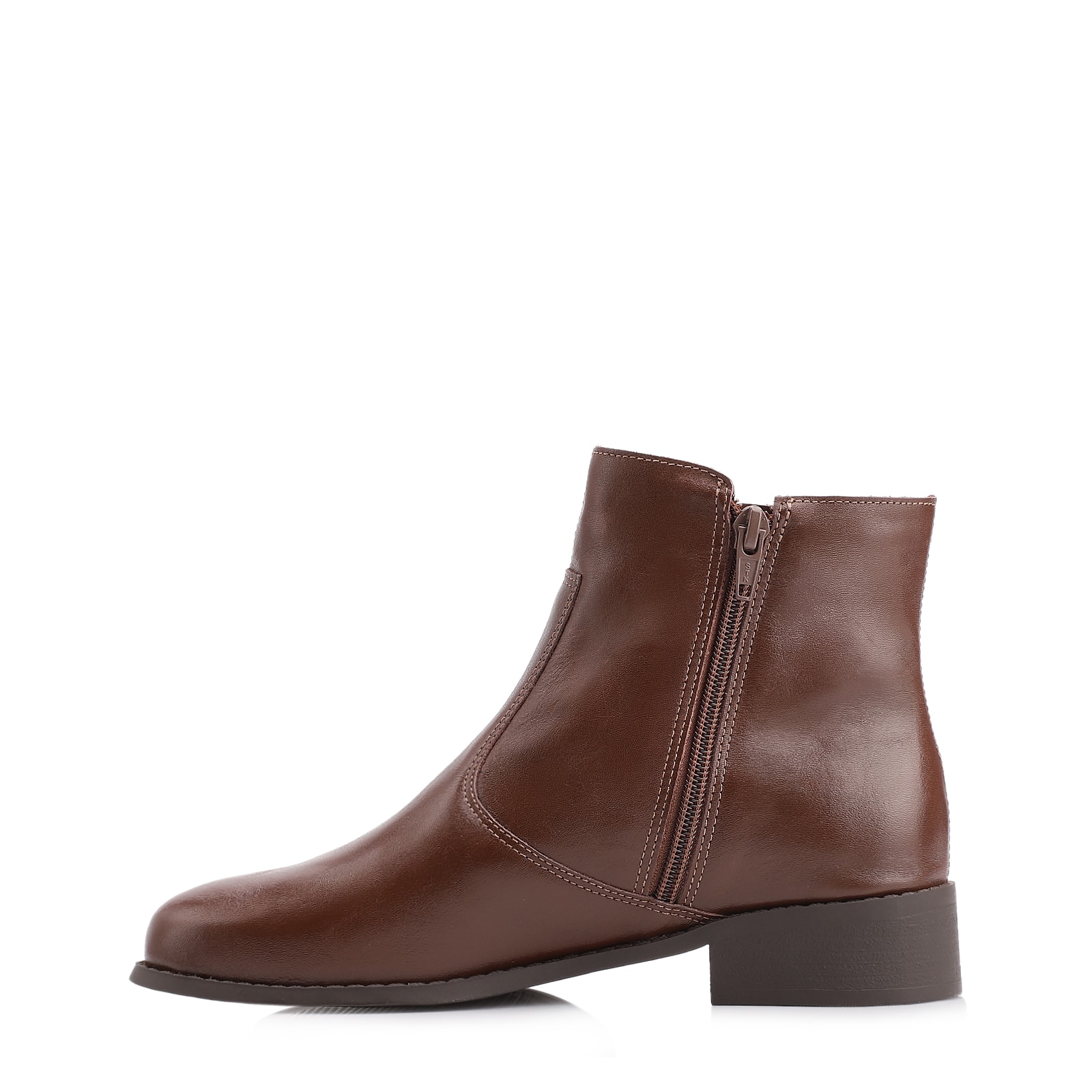 Bota Marrom Cano Baixo Salto Baixo Couro Bico Redondo