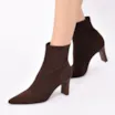Bota Marrom Cano Baixo Salto Médio Knit - imagem 2