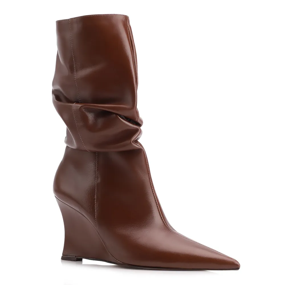 Bota Marrom Cano Médio Salto Alto Couro Anabela Slouch