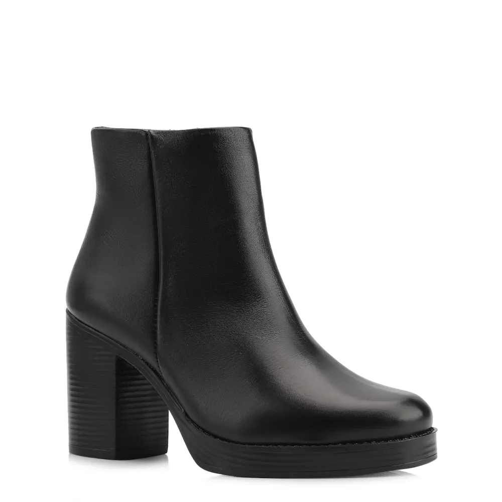 Bota Preta Cano Baixo Salto Alto Couro Bico Redondo
