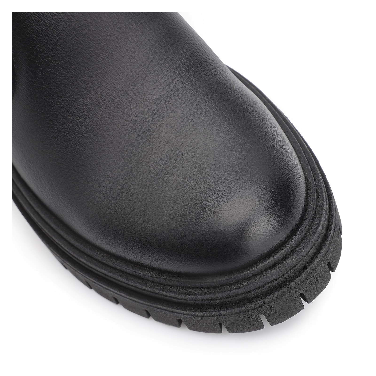 Bota Preta Cano Baixo Salto Baixo Couro Chelsea Tratorada