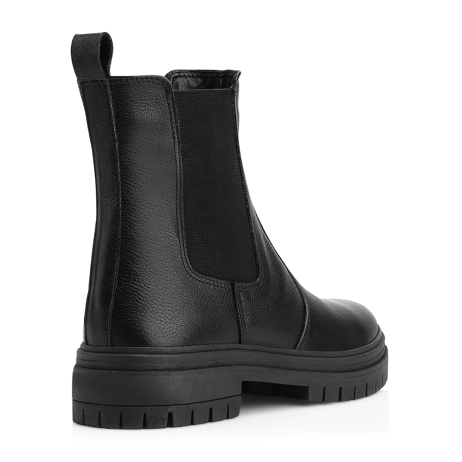 Bota Preta Cano Baixo Salto Baixo Couro Chelsea Tratorada