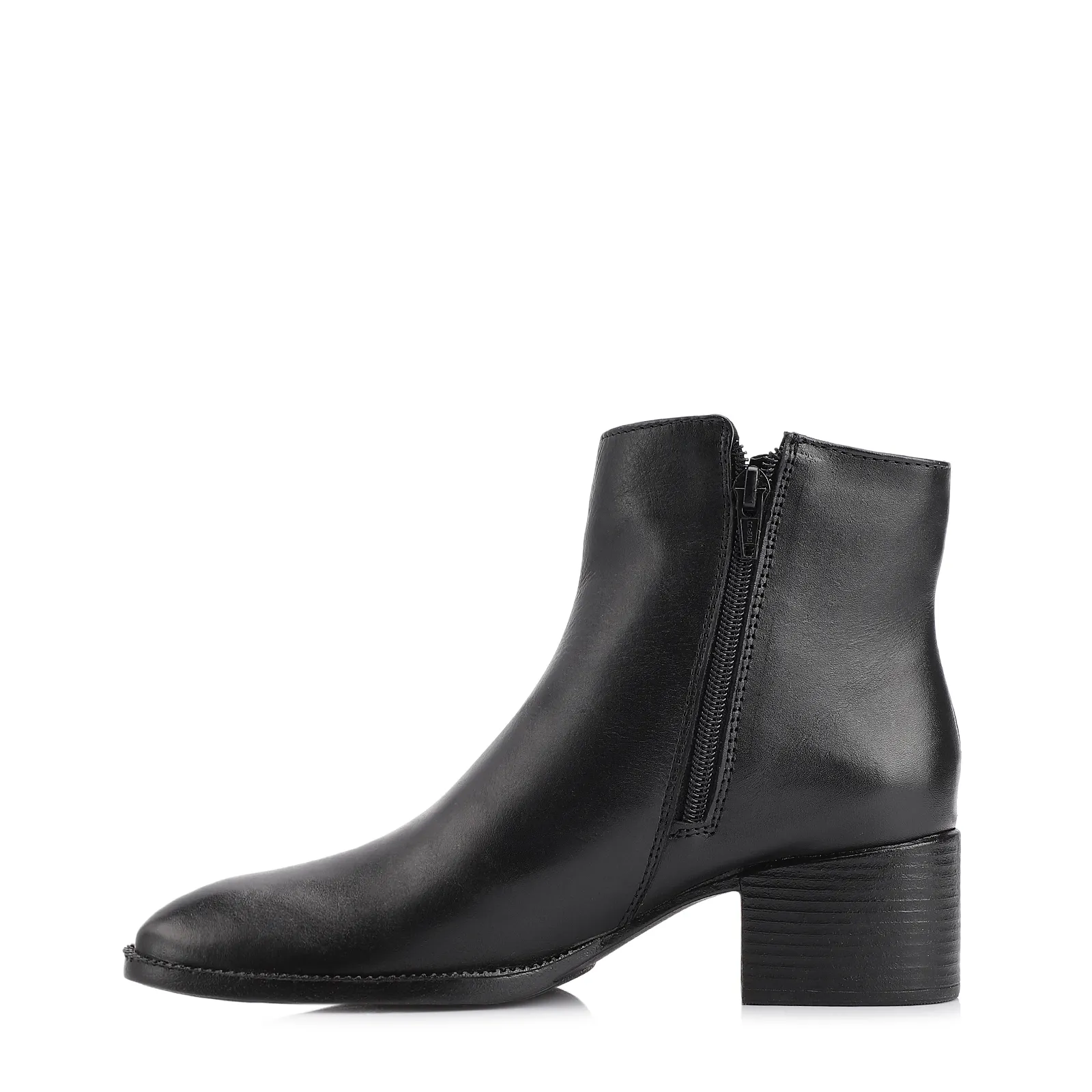 Bota Preta Cano Baixo Salto Baixo Couro Pesponto