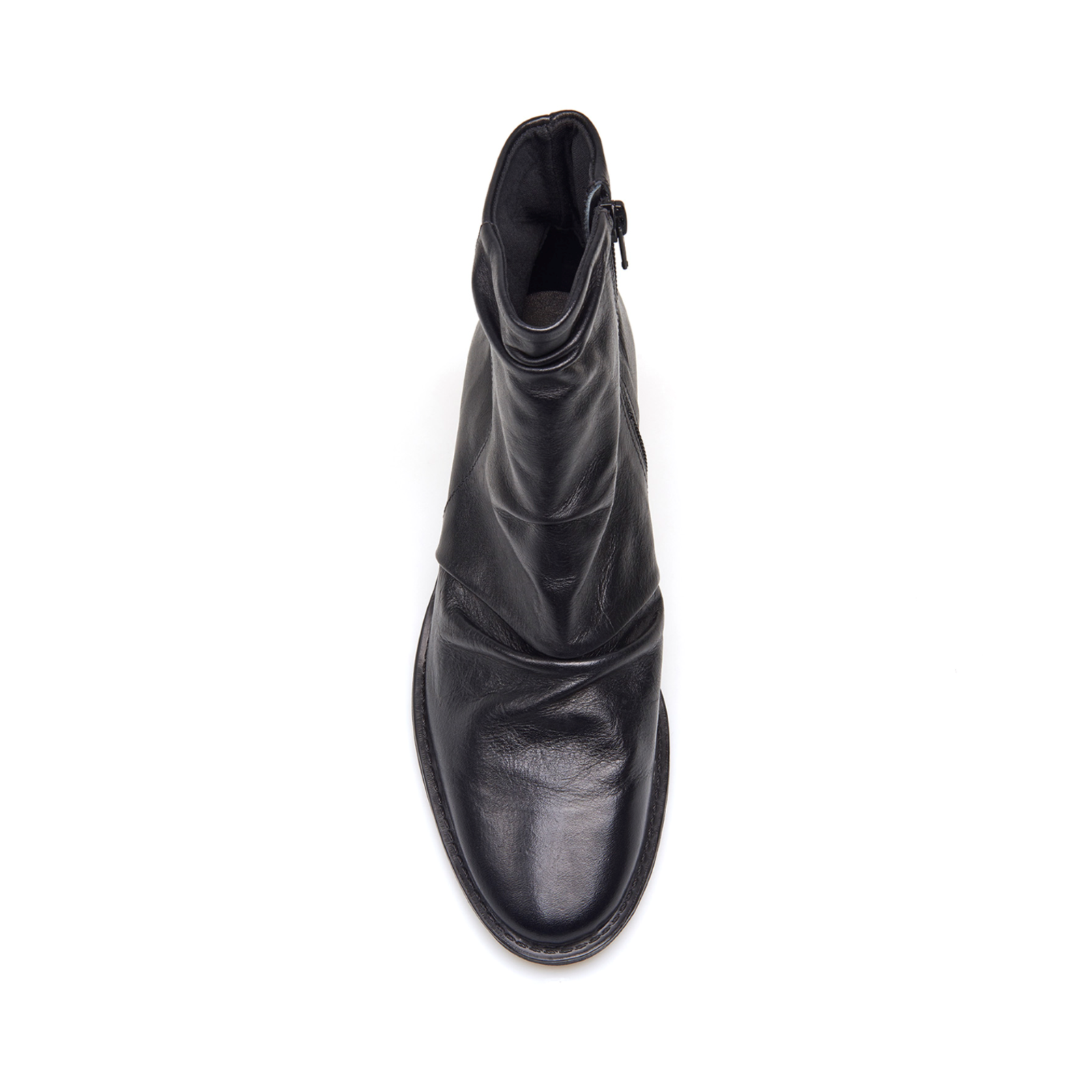 Bota Preta Cano Baixo Salto Baixo Couro Slouch