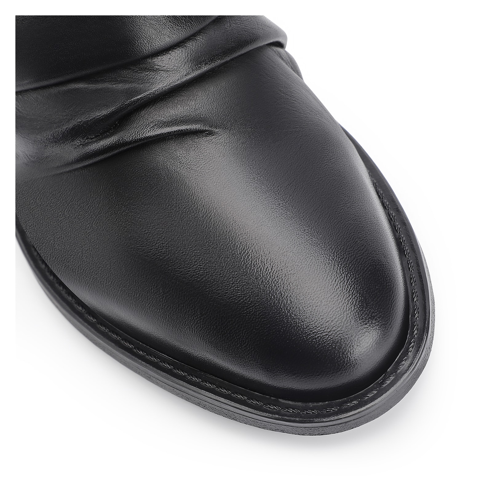 Bota Preta Cano Baixo Salto Baixo Couro Slouch