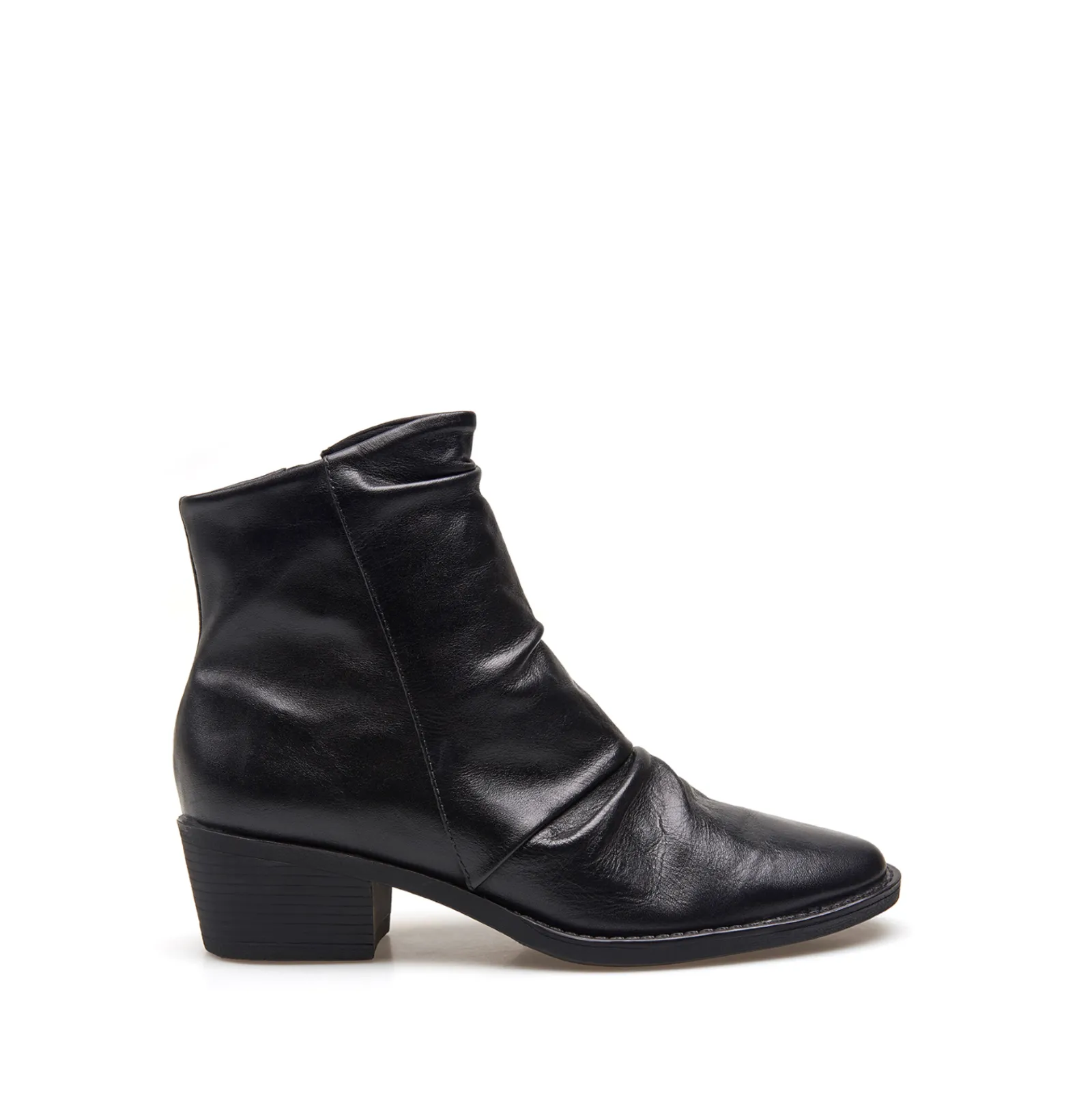 Bota Preta Cano Baixo Salto Baixo Couro Slouch