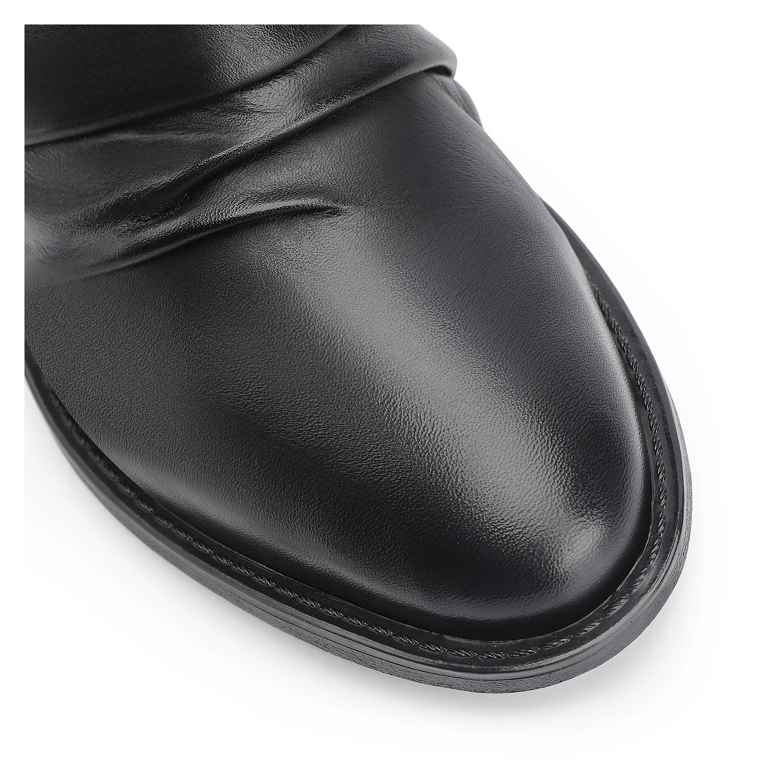 Bota Preta Cano Baixo Salto Baixo Couro Slouch