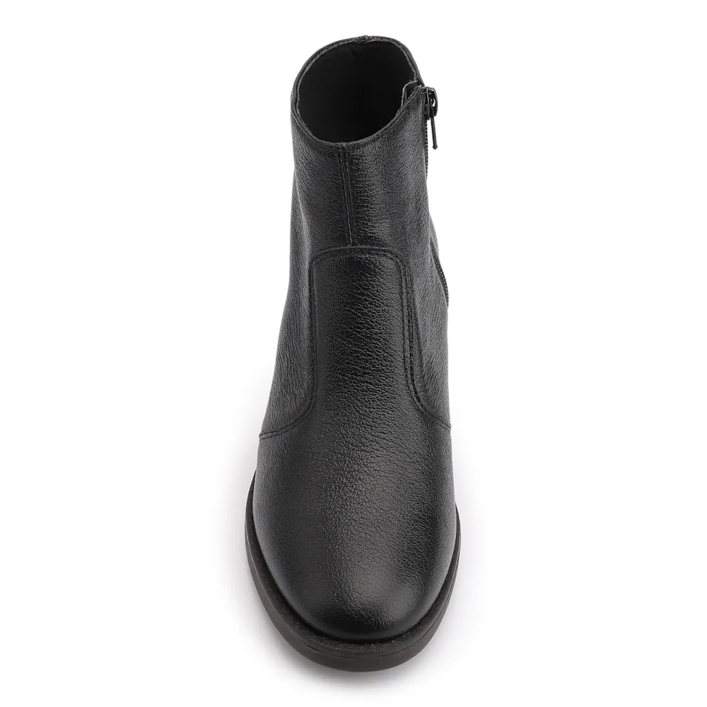 Bota Preta Cano Baixo Salto Médio Couro Bico Redondo - imagem 6