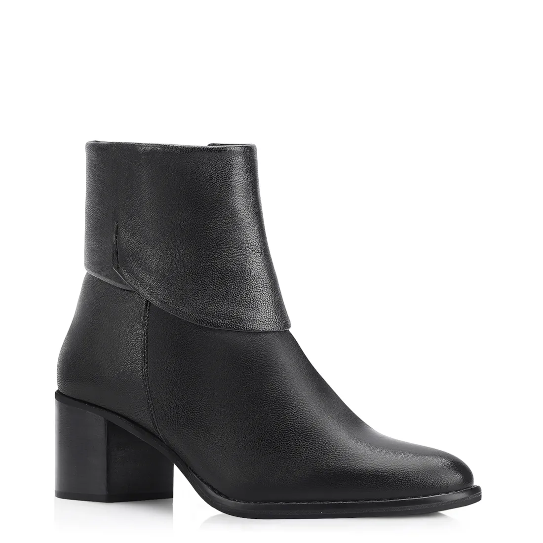 Bota Preta Cano Baixo Salto Médio Couro Capa