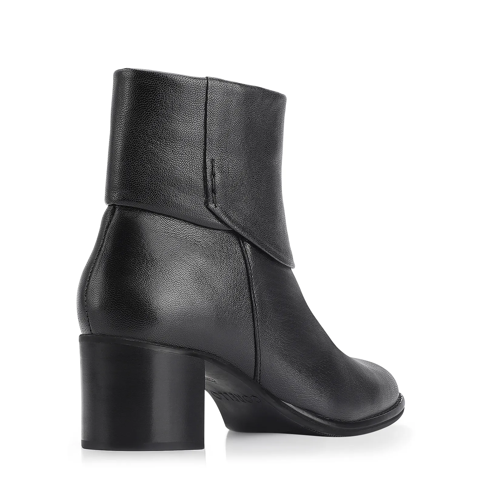 Bota Preta Cano Baixo Salto Médio Couro Capa