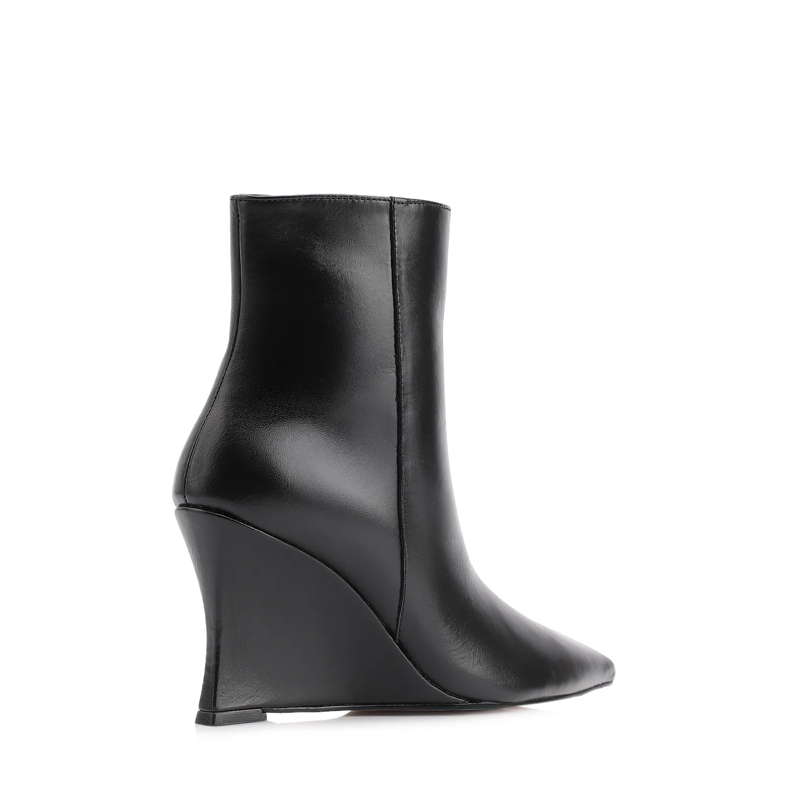Bota Preta Cano Médio Salto Alto Couro Anabela