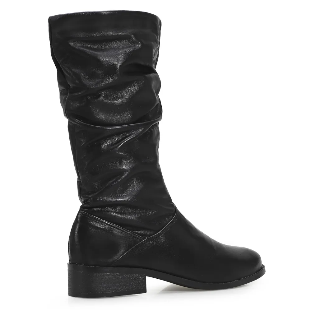 Bota Preta Cano Médio Salto Baixo Couro Slouch - imagem 4