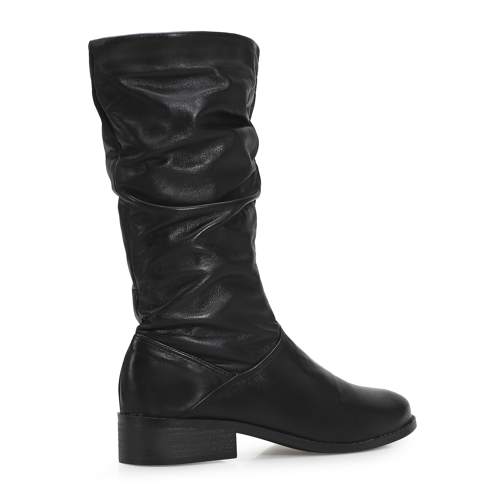 Bota Preta Cano Médio Salto Baixo Couro Slouch