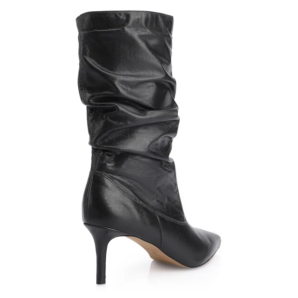 Bota Preta Cano Médio Salto Médio Couro Bico Fino Slouch - imagem 4