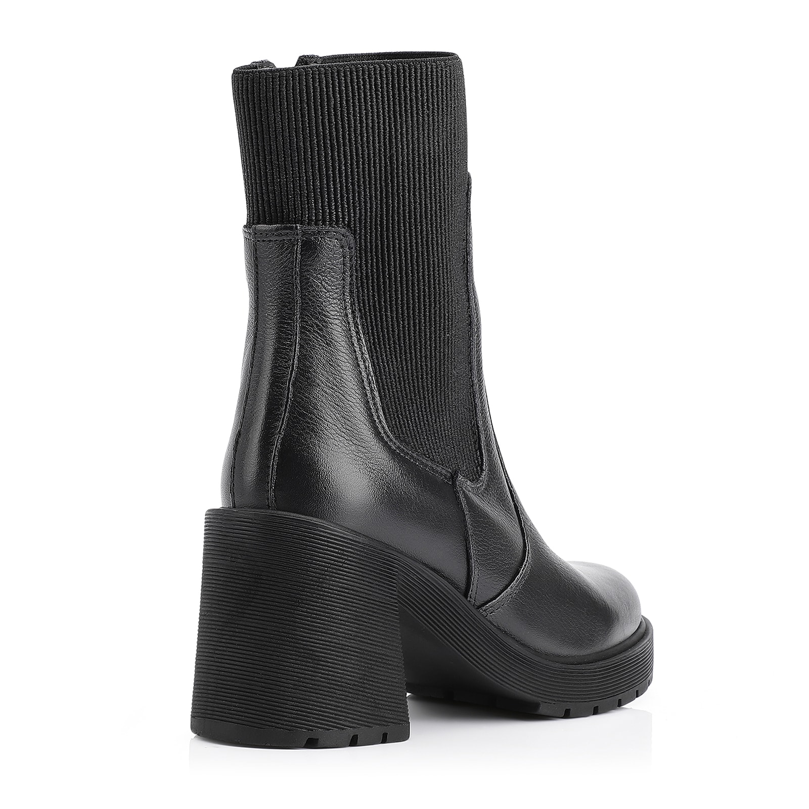 Bota Preta Cano Médio Salto Médio Couro Chelsea Tratorada