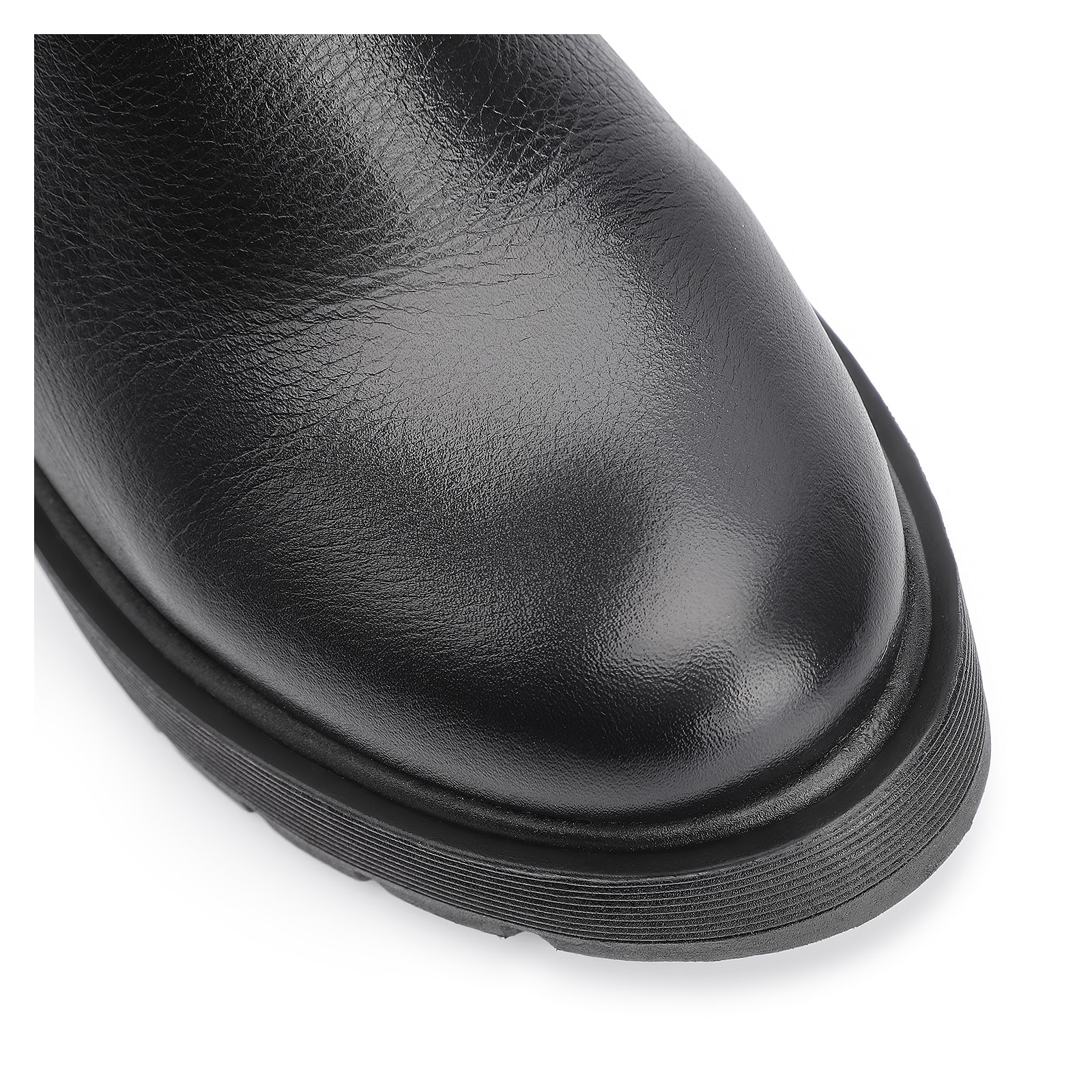 Bota Preta Cano Médio Salto Médio Couro Chelsea Tratorada
