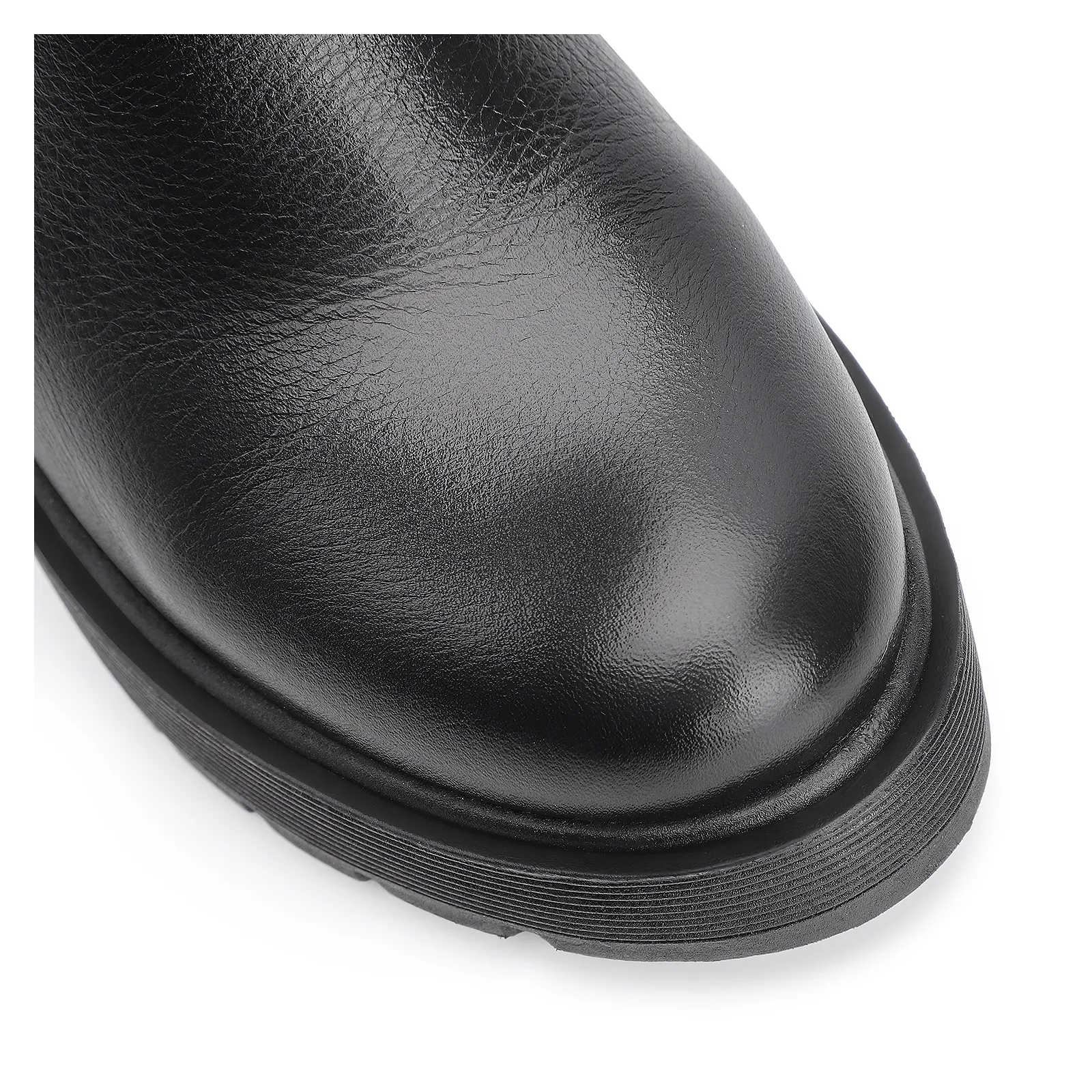 Bota Preta Cano Médio Salto Médio Couro Chelsea Tratorada