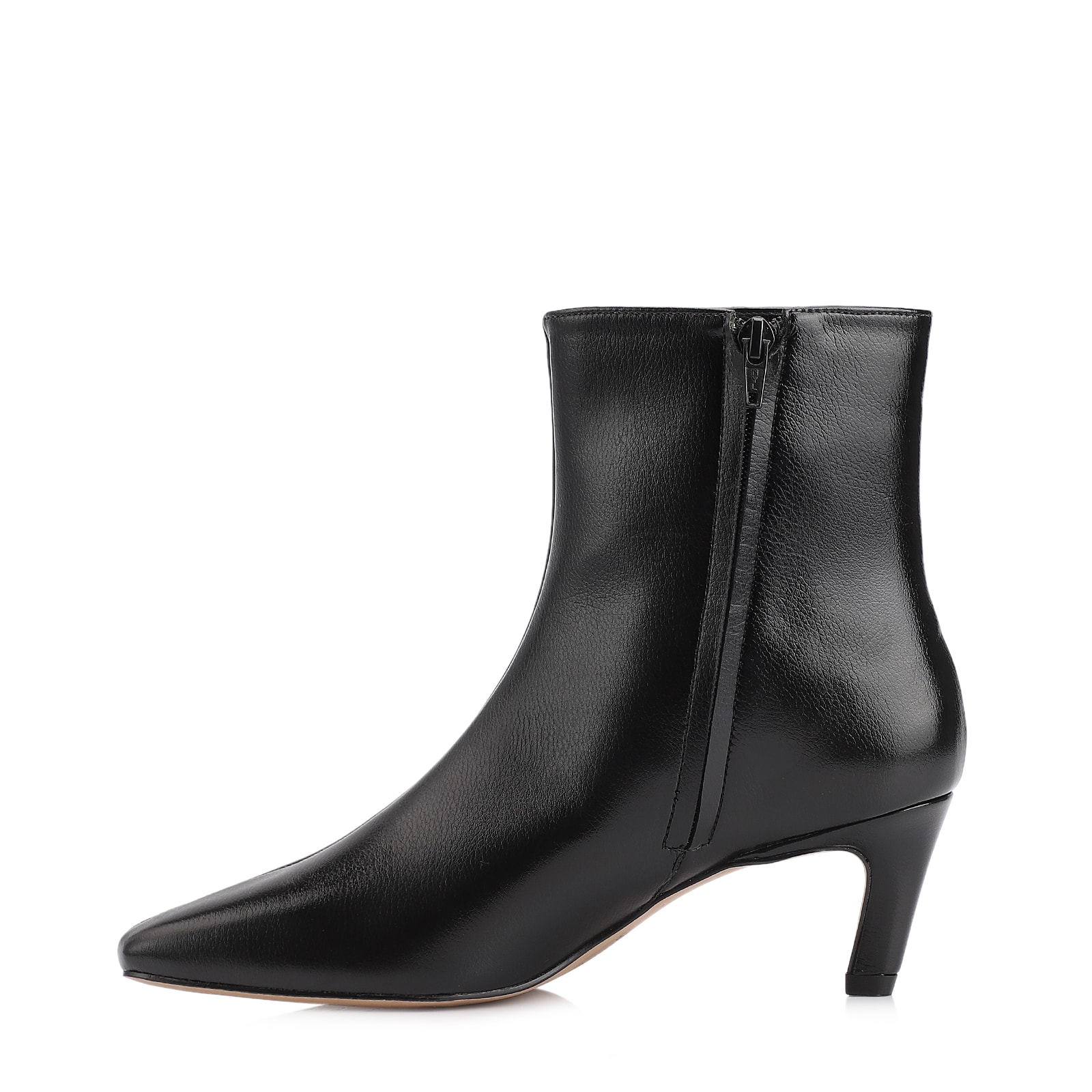 Bota Preta Cano Médio Salto Médio Couro Lux