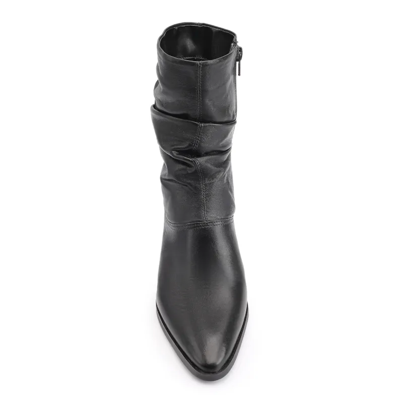 Bota Preta Cano Médio Salto Médio Couro Slouch - foto 6