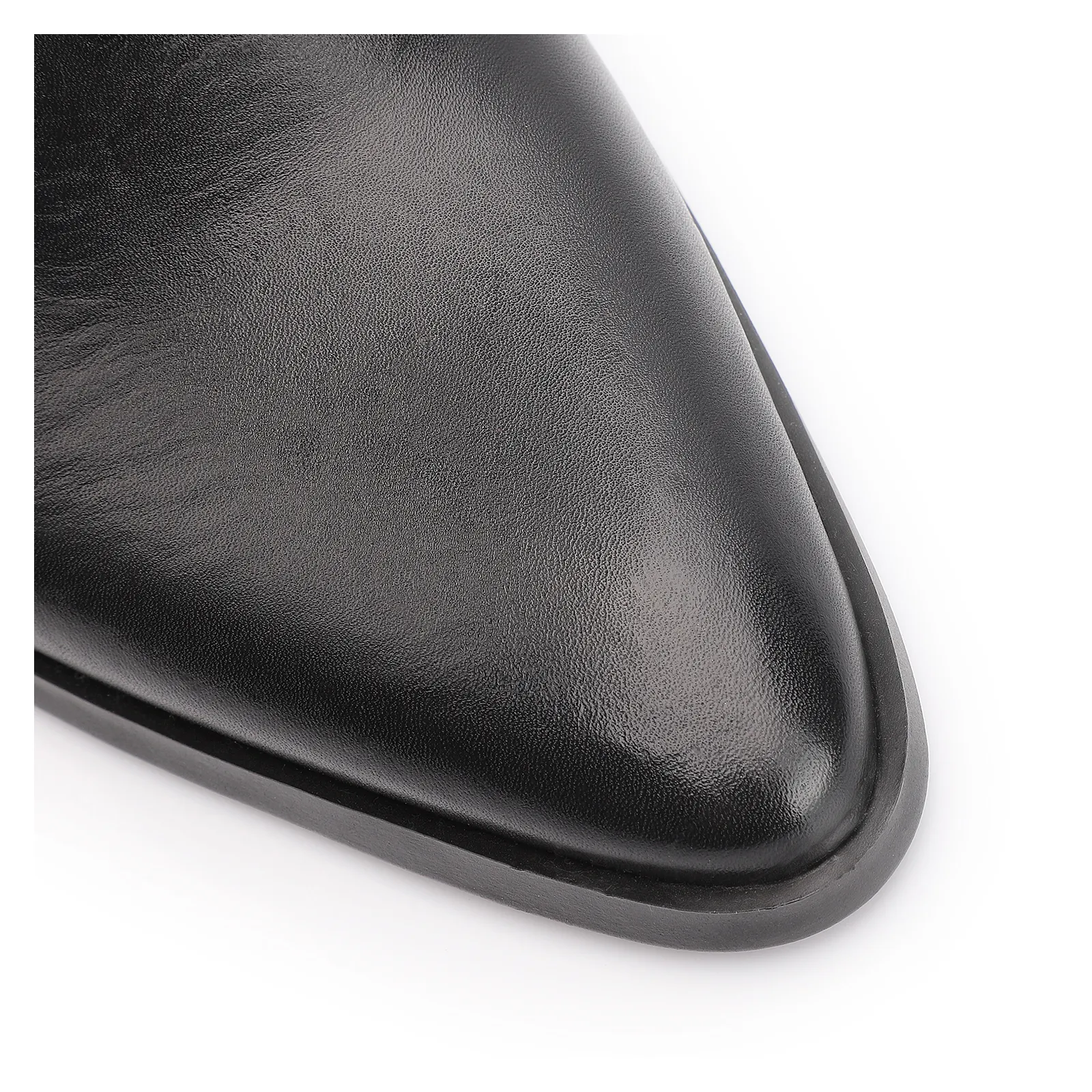 Bota Preta Cano Médio Salto Médio Couro Slouch