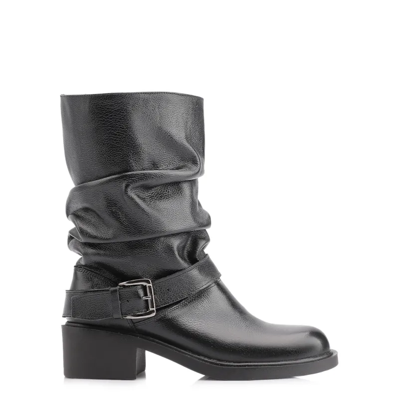 Bota Preta Cano Médio Salto Médio Couro Slouch Fivela - foto 3