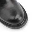 Bota Preta Cano Médio Salto Médio Couro Slouch Fivela - imagem 7