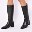 Bota Preto Cano Alto Salto Baixo Couro Bico Redondo - imagem 2