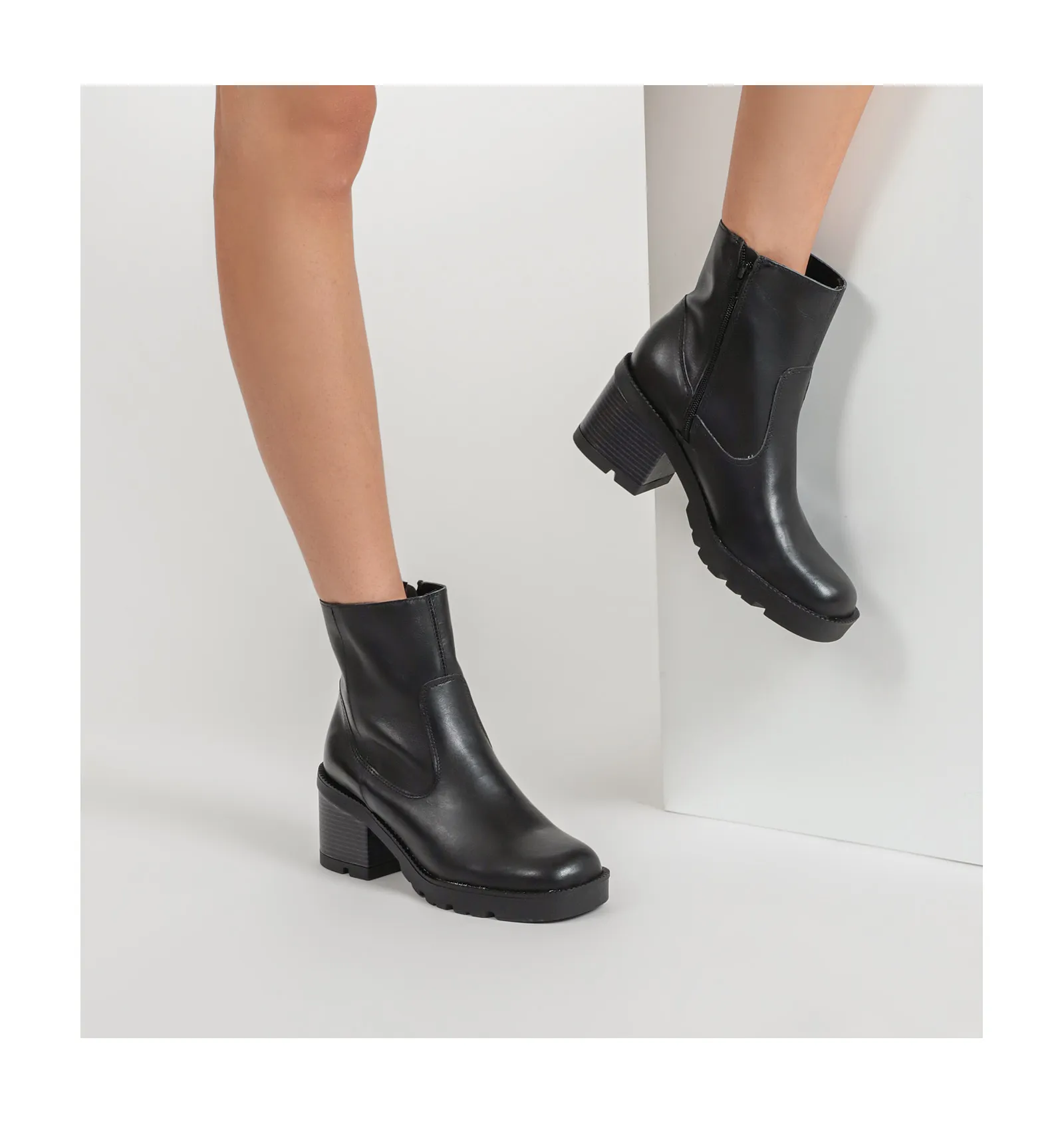 Bota Tratorada Couro Preto