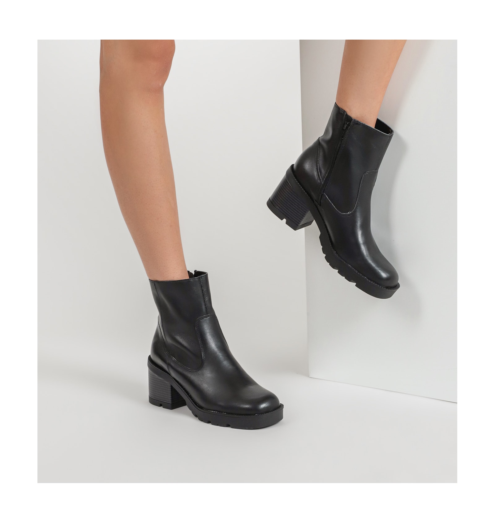 Bota Tratorada Couro Preto