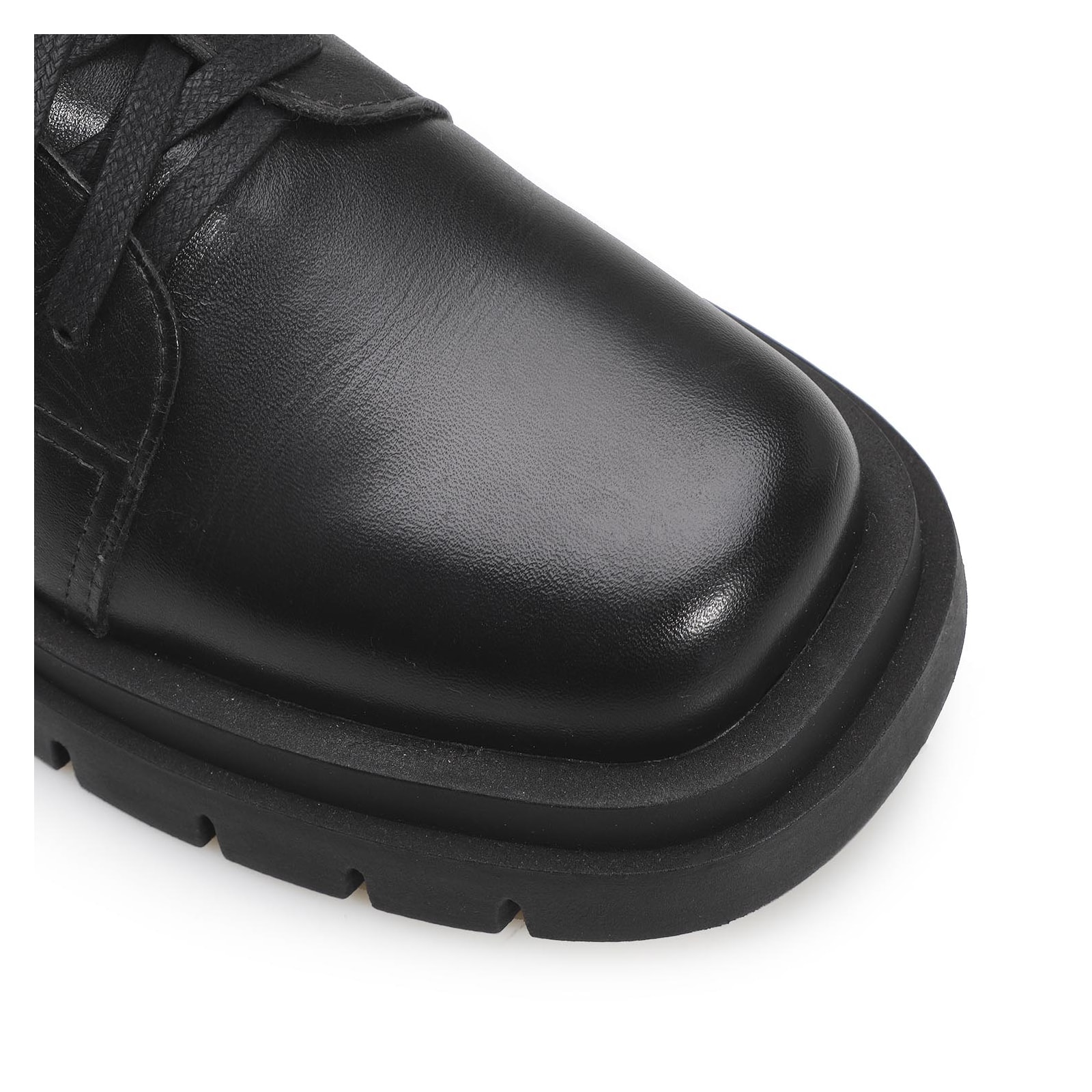 Bota Tratorada Couro Preto