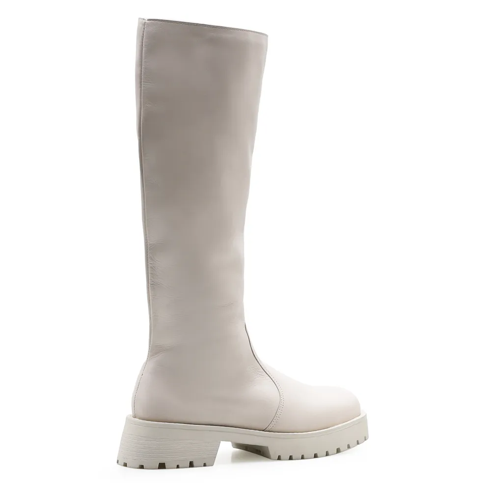 Bota Tratorada High Mia Couro Off White - imagem 3
