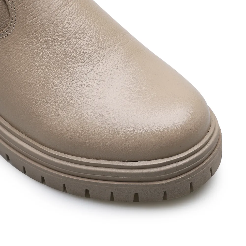 Bota Tratorada Zoe Couro Bege - imagem 6