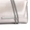 Clutch Couro Prata Metalizado Alça Corrente - imagem 6