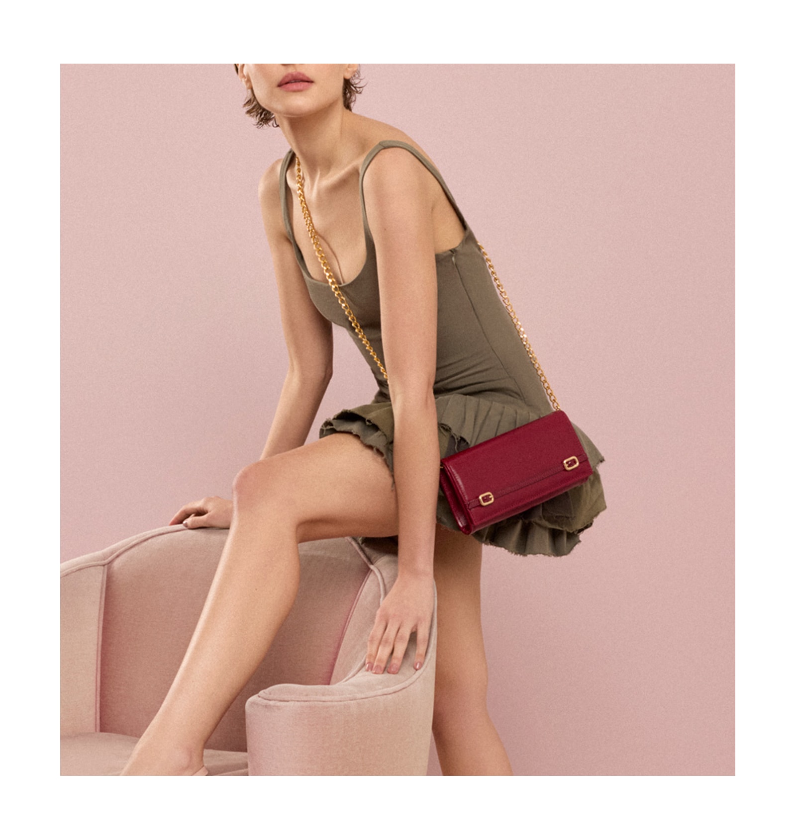 Clutch Fivelas Couro/Verniz Vermelho Cereja
