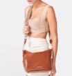 Hobo Couro Caramelo - imagem 9