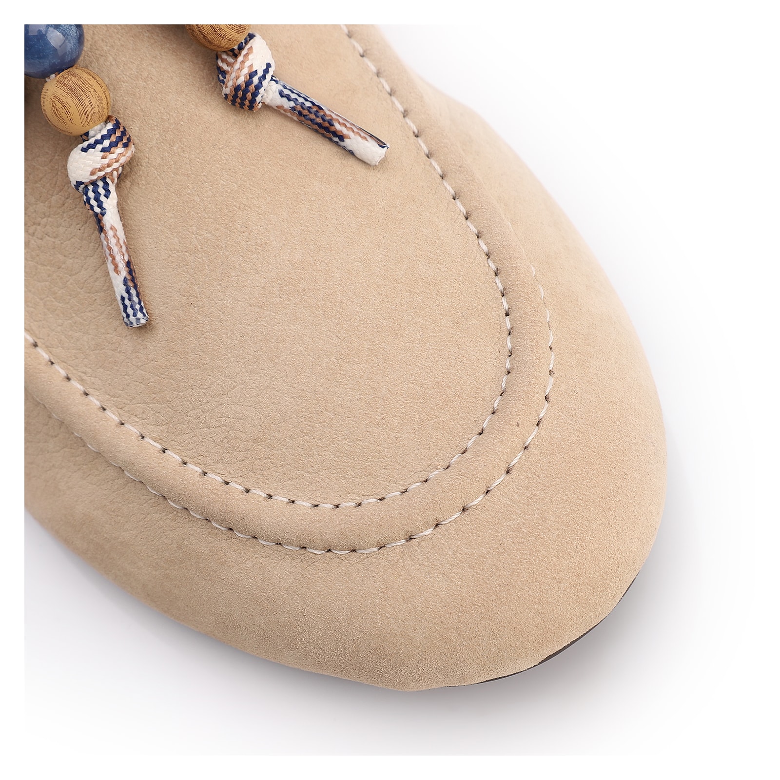 Mocassim Bege Couro Nobuck Floater Amarração Miçangas