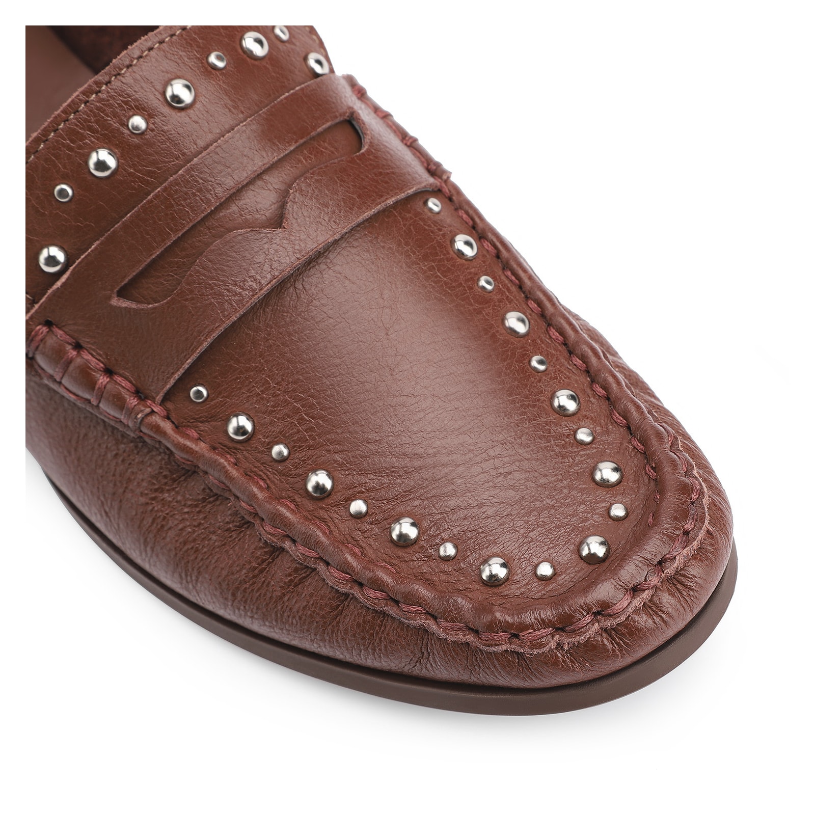 Mocassim Rebites Couro Marrom
