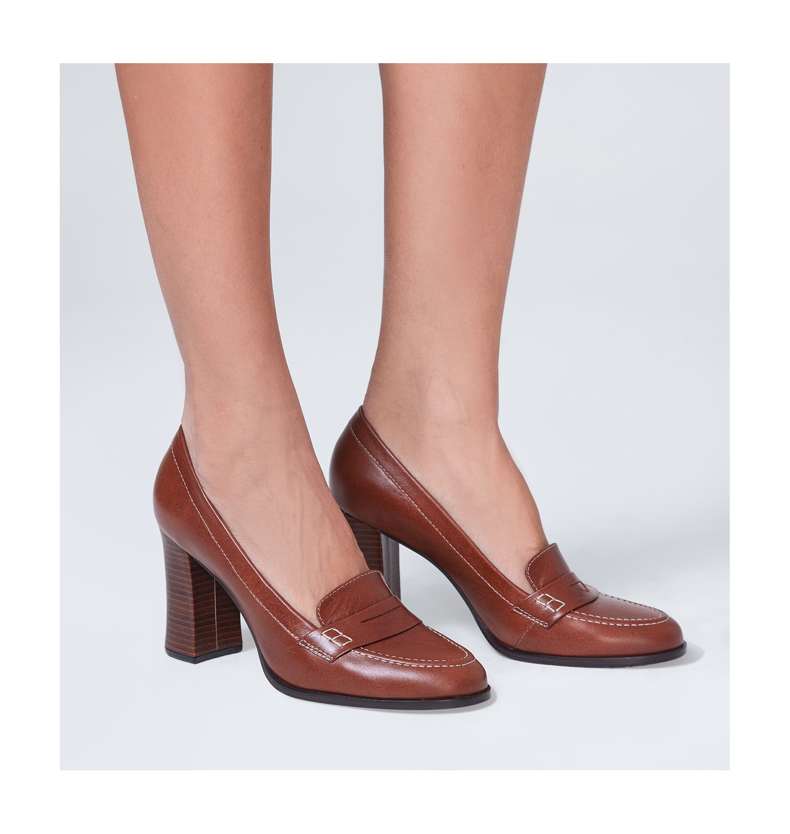 Mocassim Salto Couro Marrom