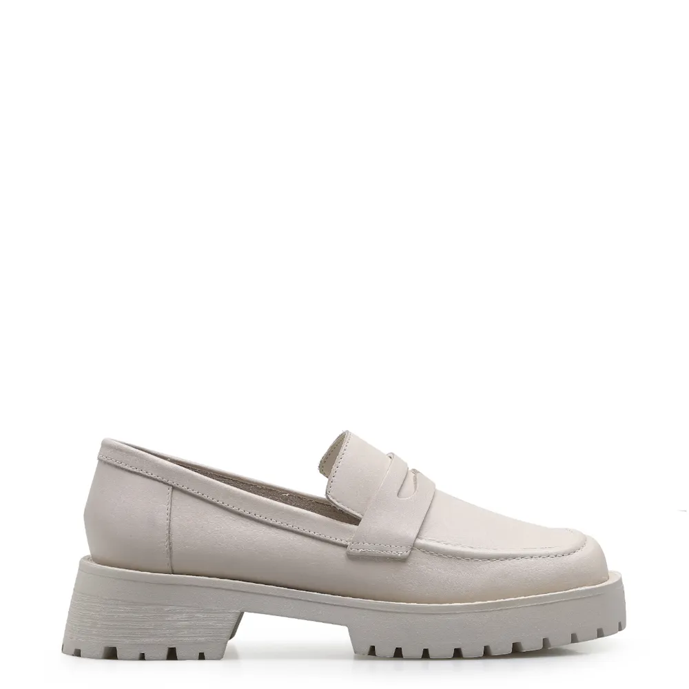 Mocassim Tratorado Couro Off White - imagem 2