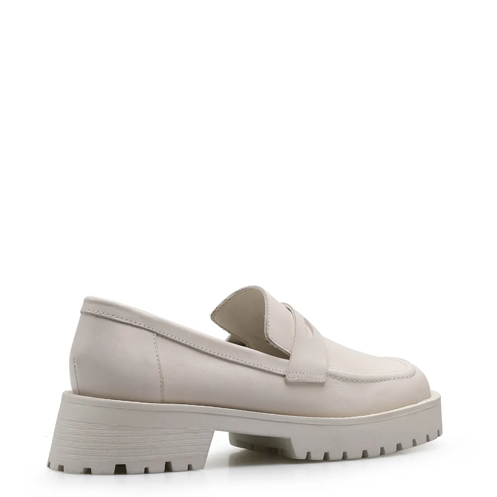 Mocassim Tratorado Couro Off White - imagem 3