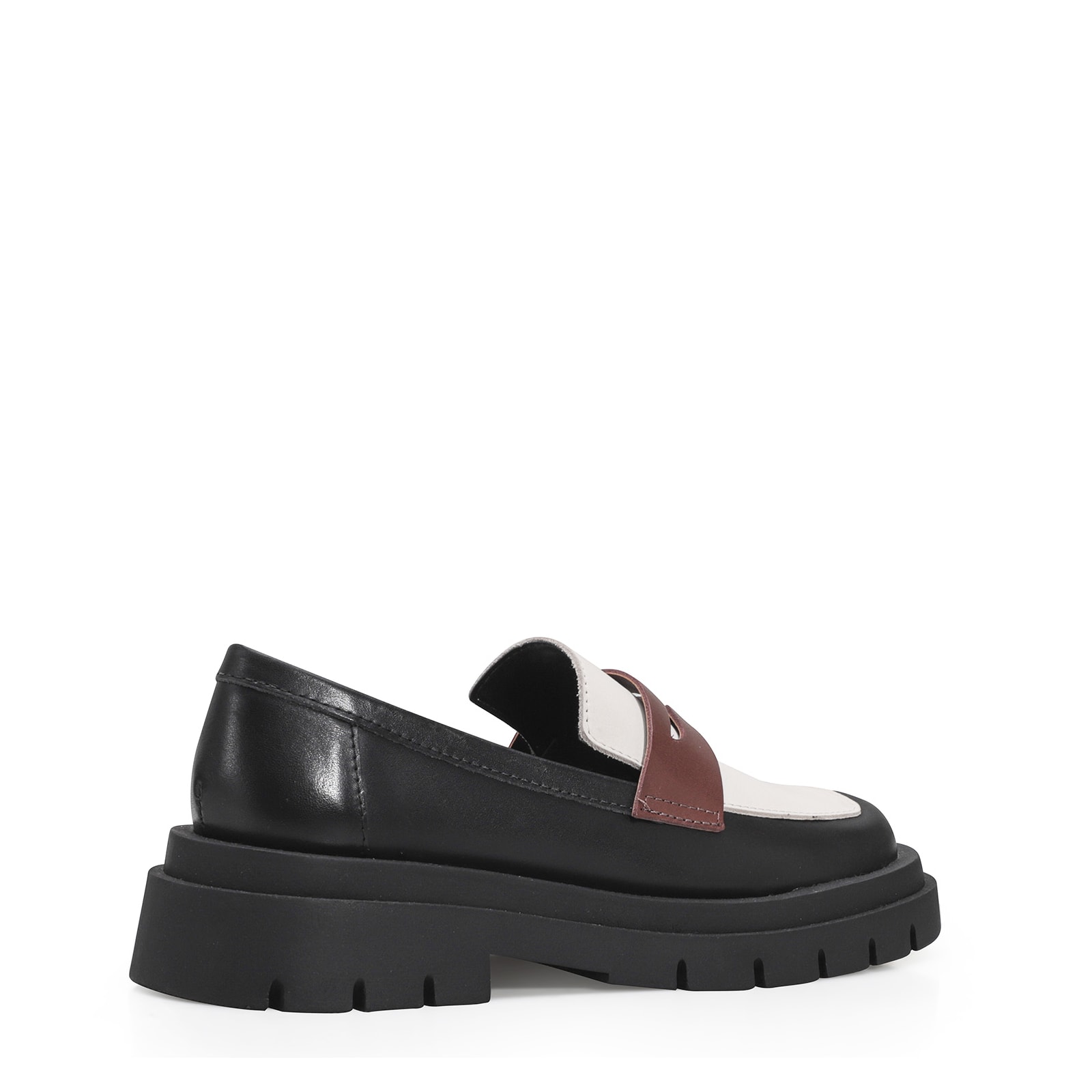 Mocassim Tratorado Couro Preto/Marrom/Off White